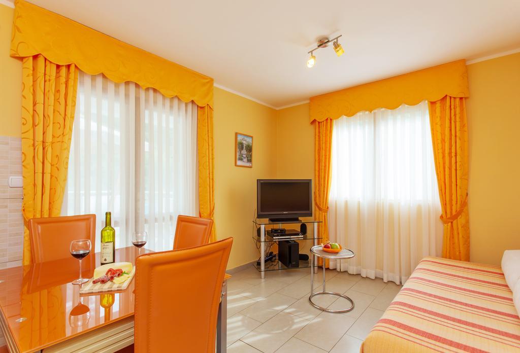 Djurovic Apartments Montenegro 科托尔 外观 照片